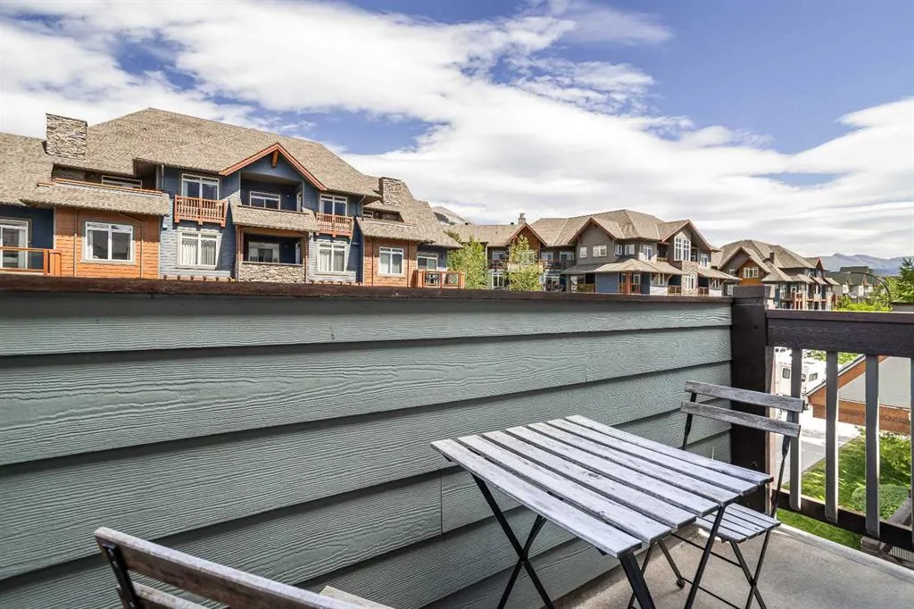 109 Montane Road, #326