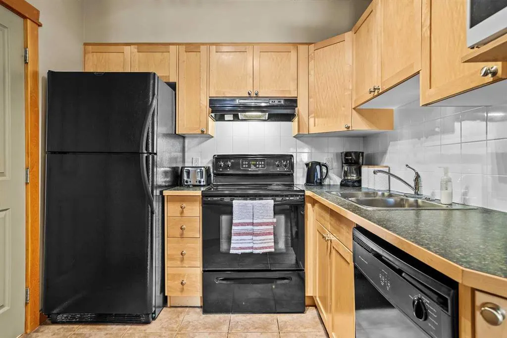 109 Montane Road, #326