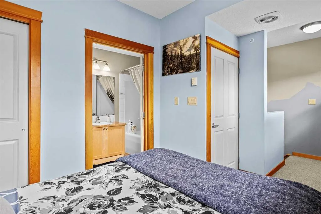 109 Montane Road, #326