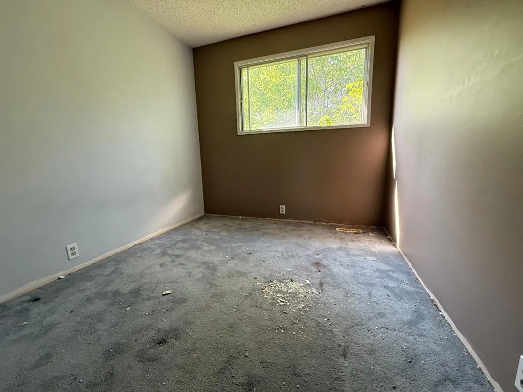 105 Windsor Drive