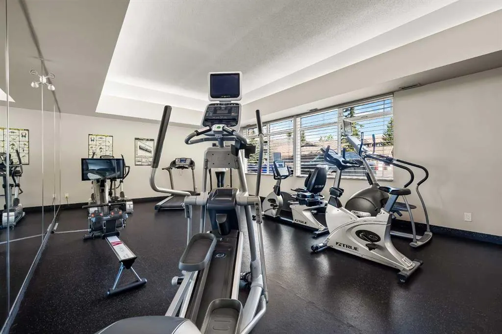 1714 Edenwold Heights NW, #1714