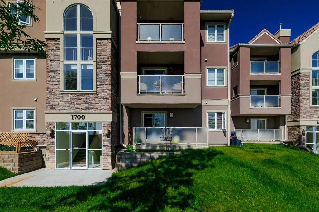 1714 Edenwold Heights NW, #1714