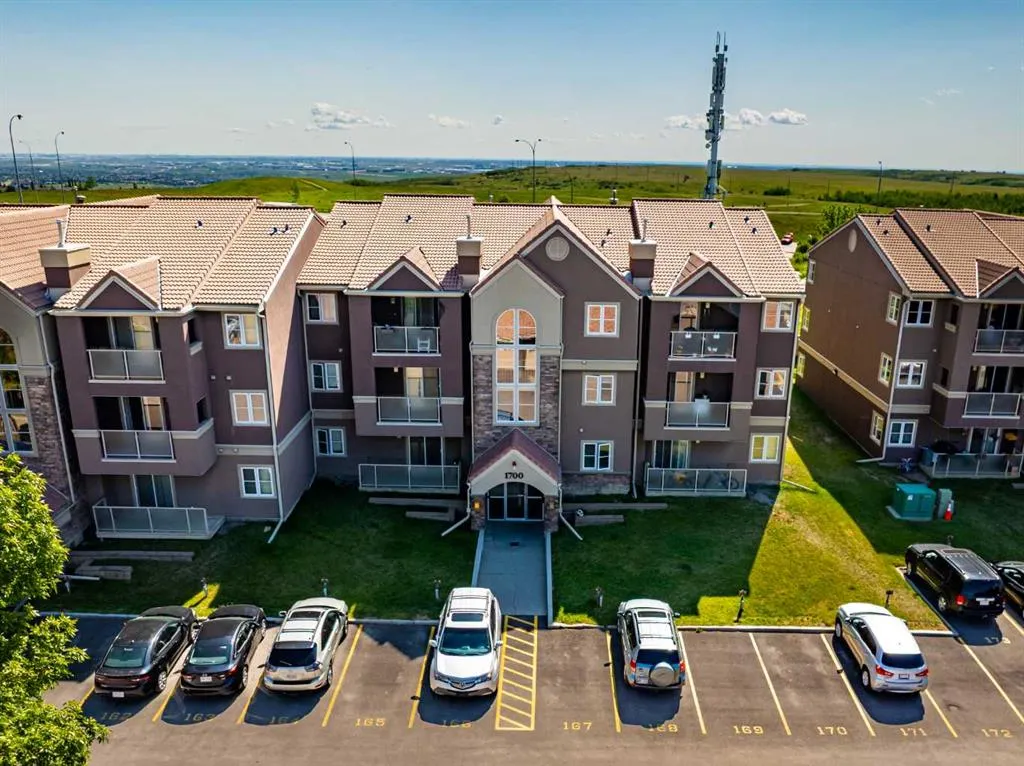 1714 Edenwold Heights NW, #1714
