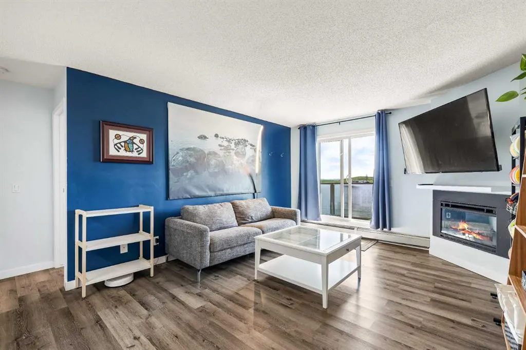 1714 Edenwold Heights NW, #1714