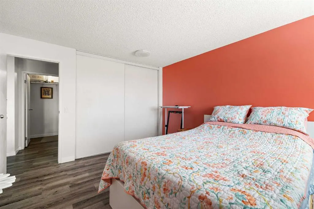 1714 Edenwold Heights NW, #1714