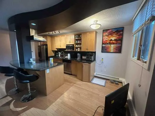 1225 15 Avenue, #302
