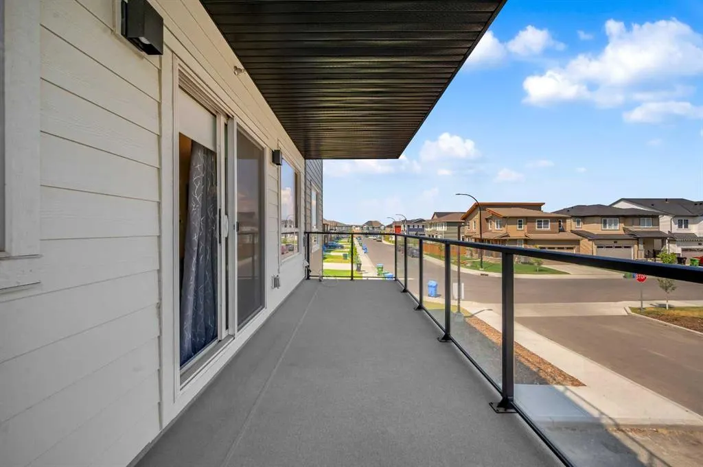 33 Carringham Gate NW, #3204