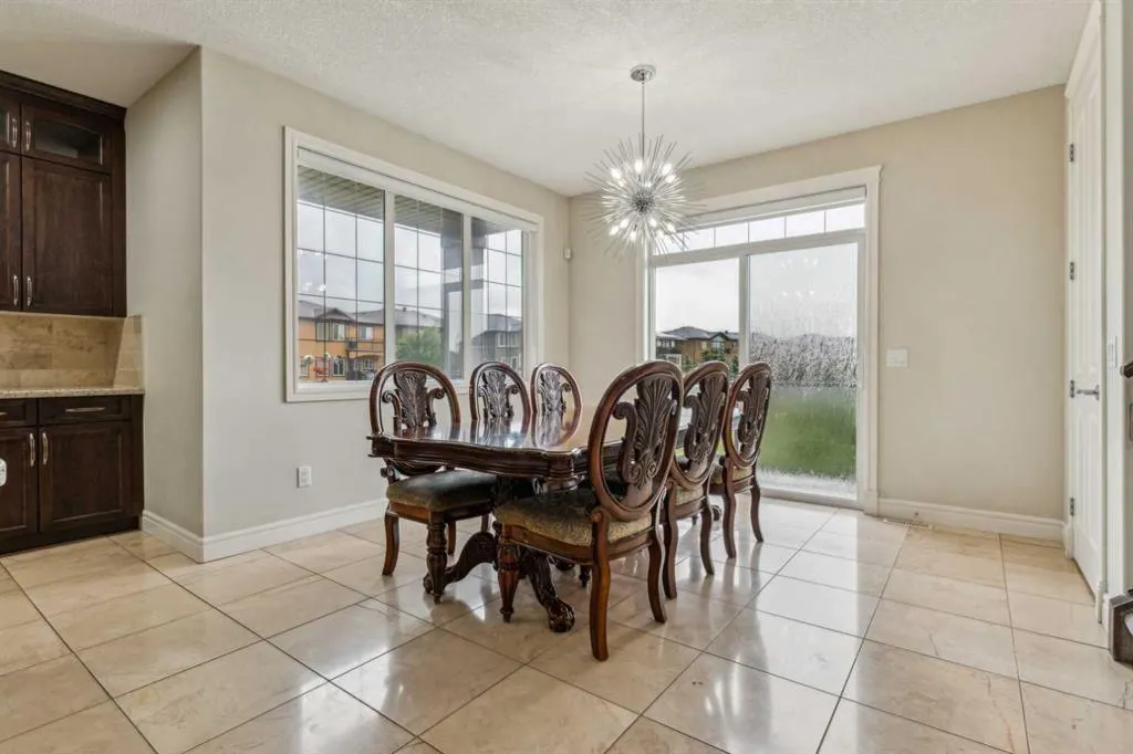 34 Taralake Cape NE