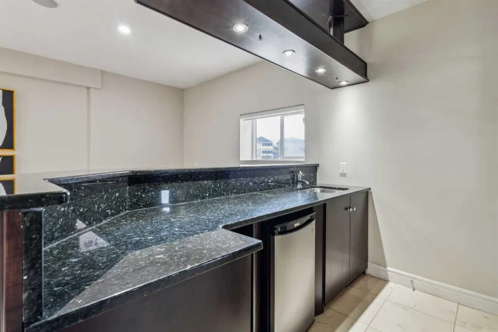 34 Taralake Cape NE