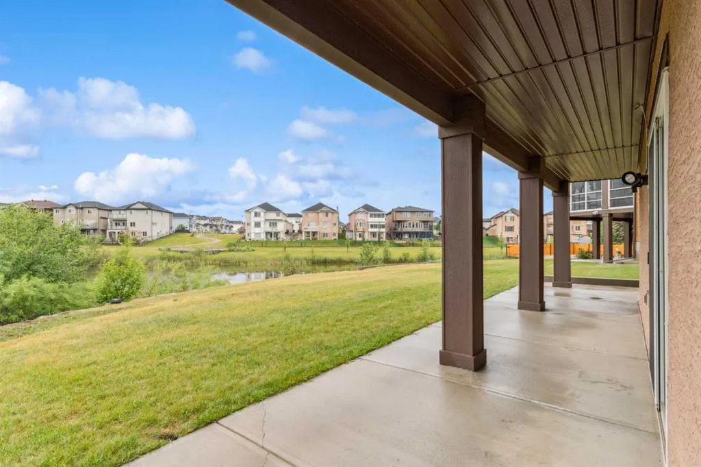 34 Taralake Cape NE