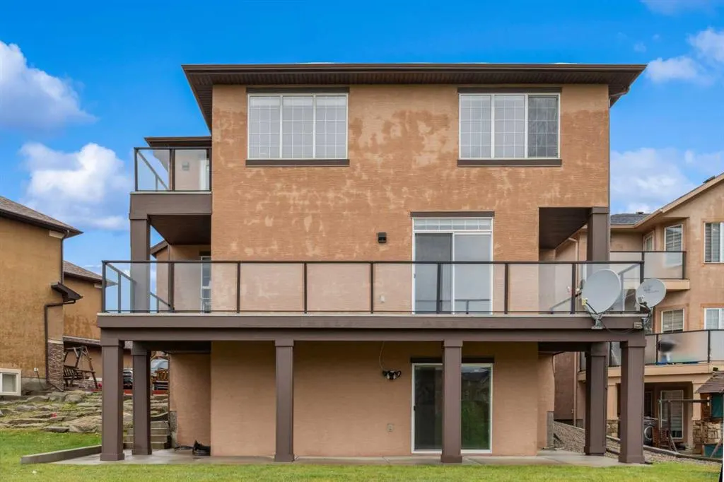34 Taralake Cape NE