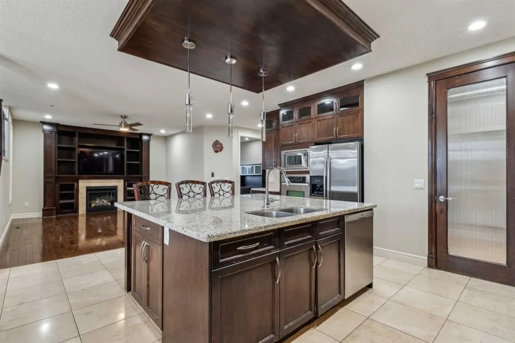 34 Taralake Cape NE