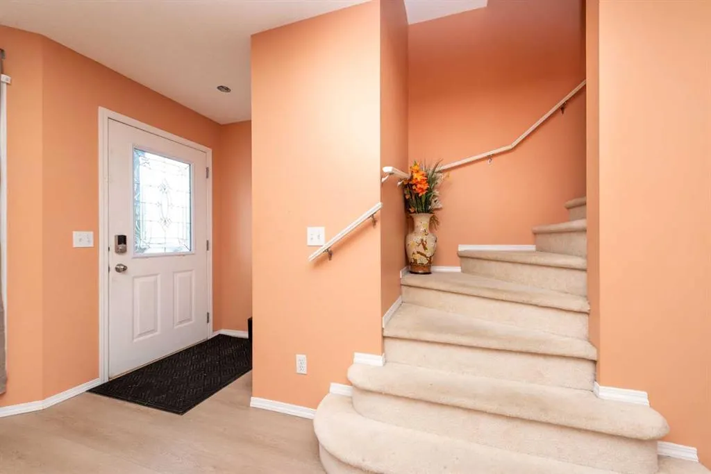 39 Taravista Mews NE