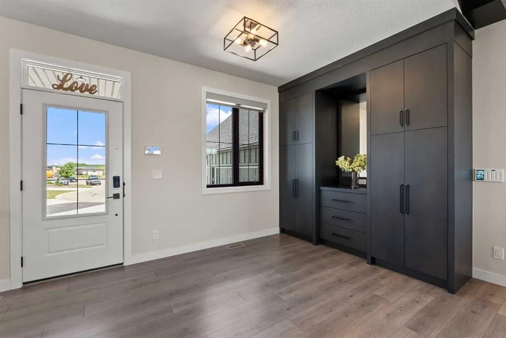 32 Monterra Landing