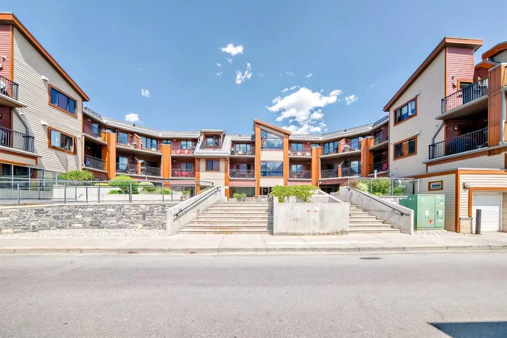 1002 8 Avenue, #311