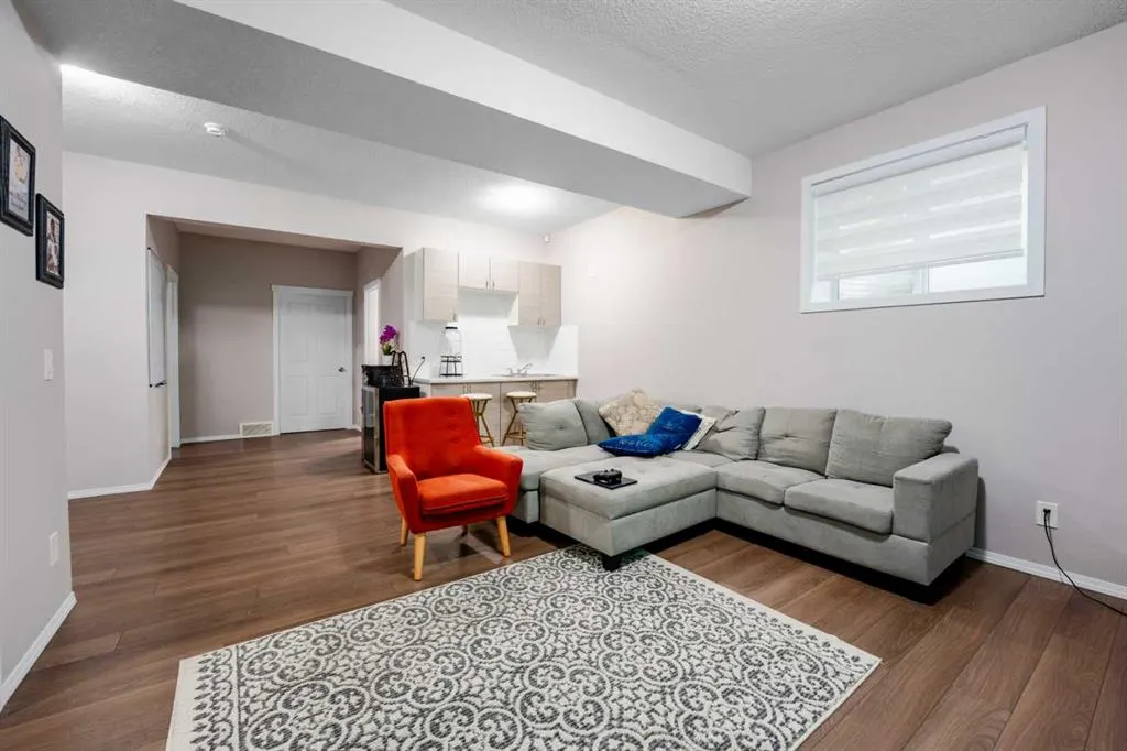 7 Sherview Grove NW