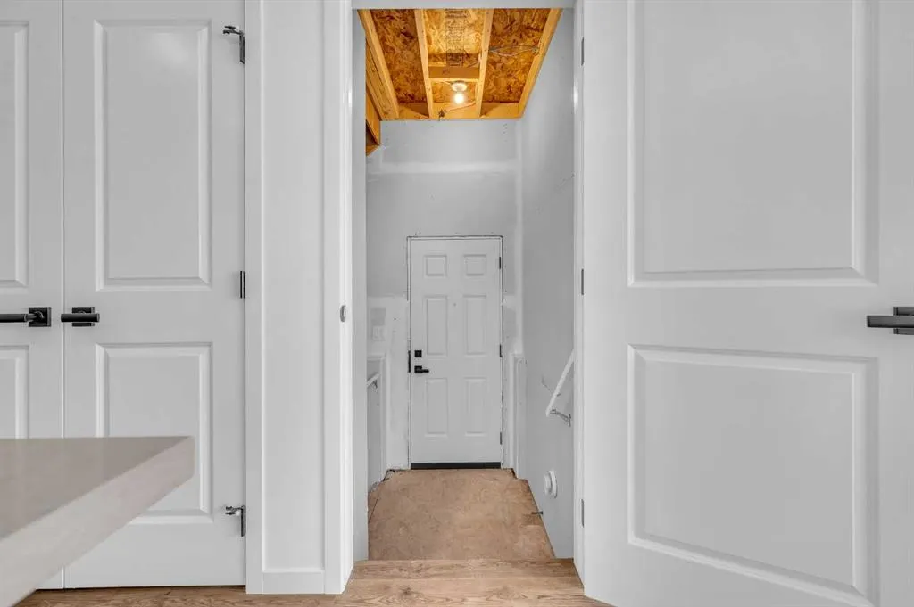 32 Rowmont Common NW