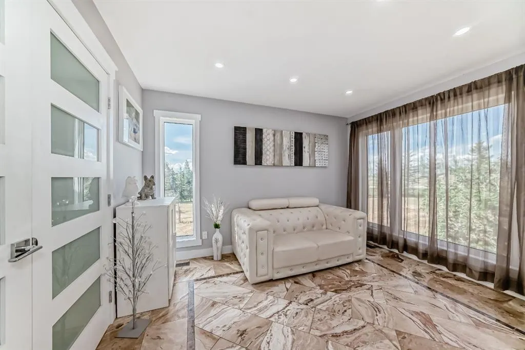240076 PARADISE MEADOW Drive