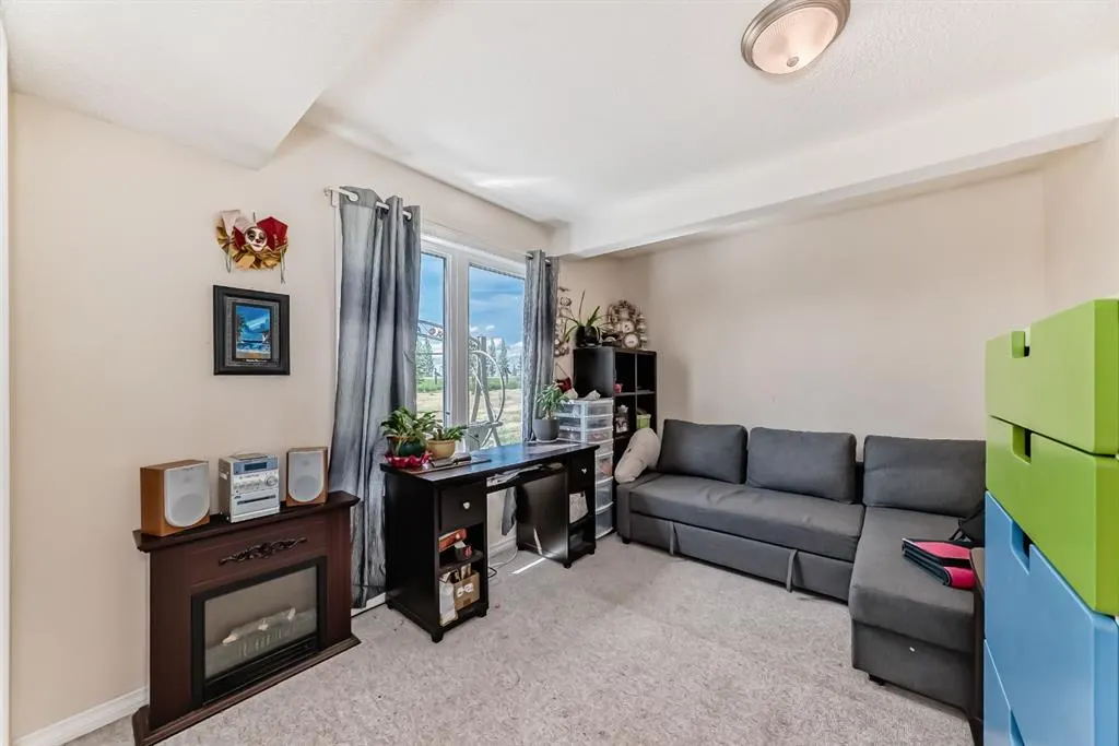 240076 PARADISE MEADOW Drive