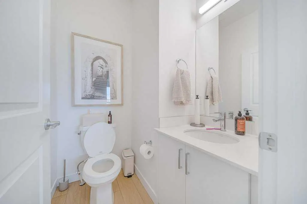 8535 19 Avenue SE, #105