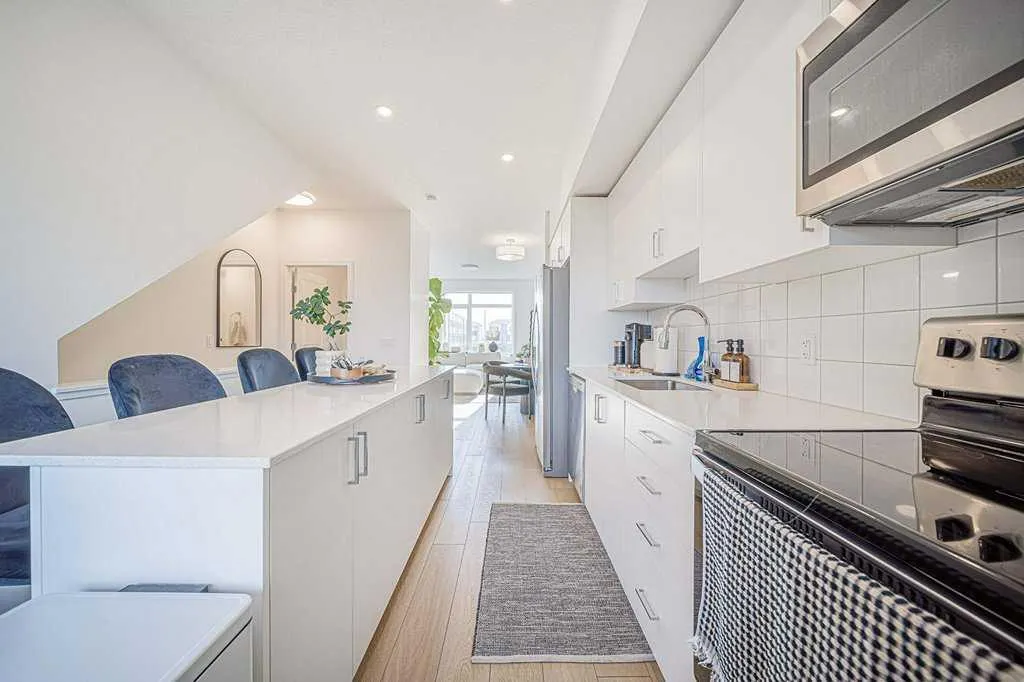8535 19 Avenue SE, #105