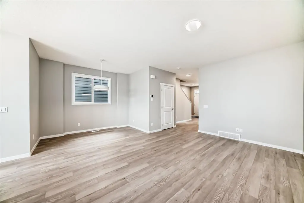 103 Magnolia Street SE