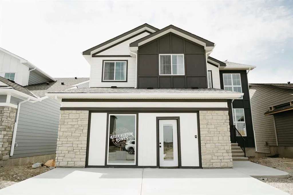 807 Lakewood Circle