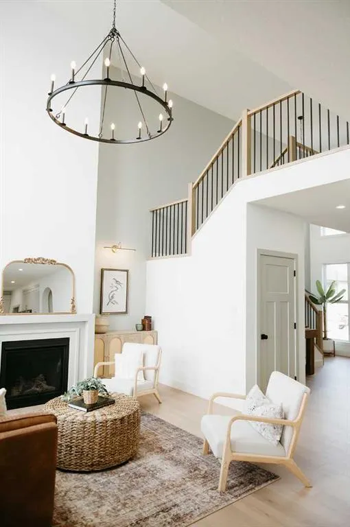 807 Lakewood Circle