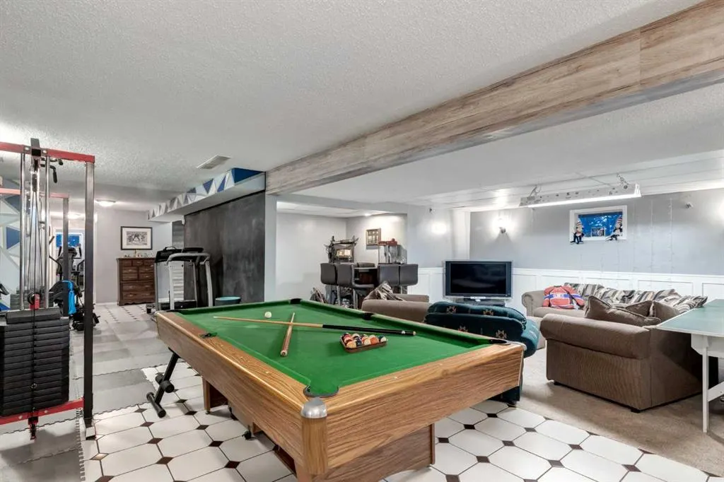 111 LANSDOWN Estate