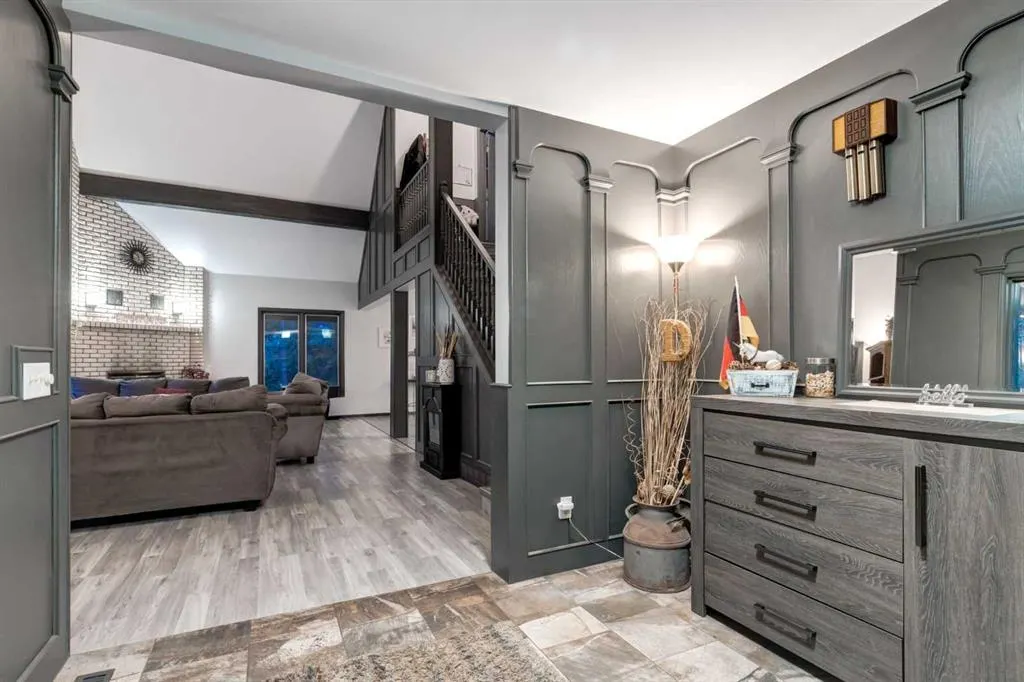 111 LANSDOWN Estate