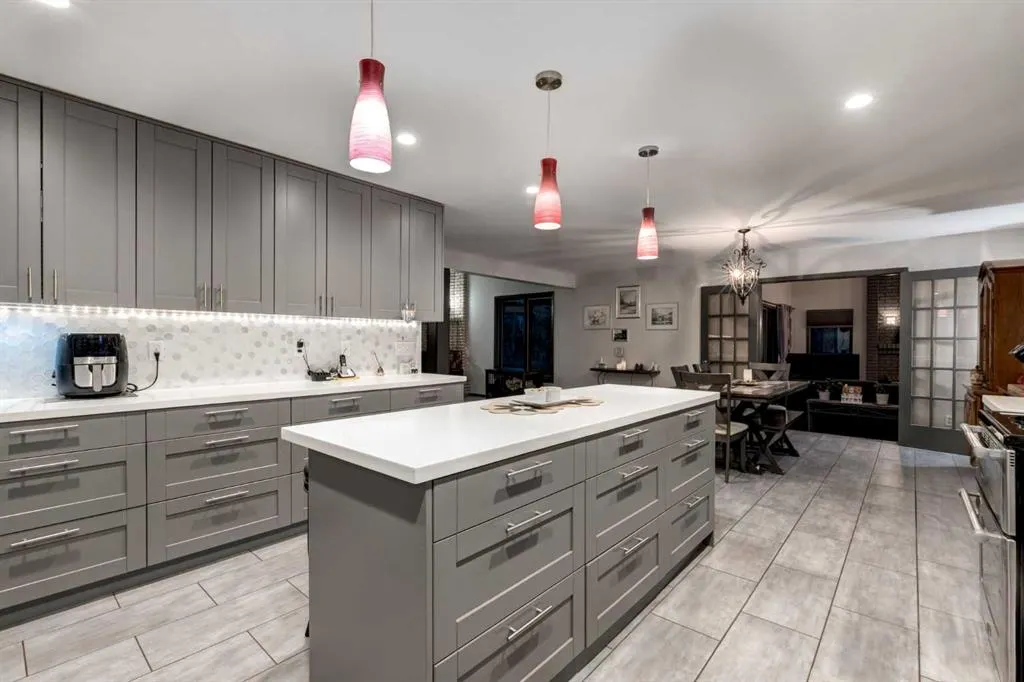 111 LANSDOWN Estate