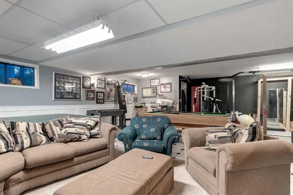 111 LANSDOWN Estate