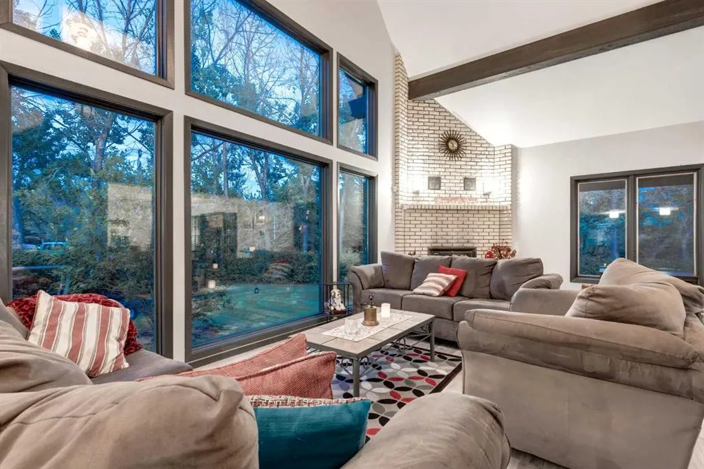 111 LANSDOWN Estate