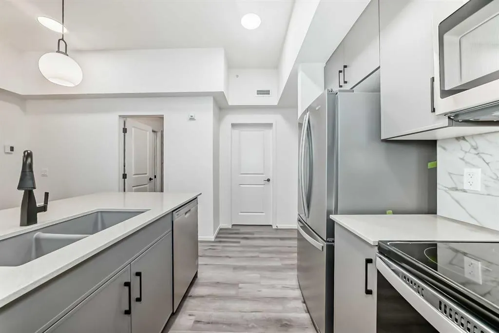140 Mahogany Street SE, #403