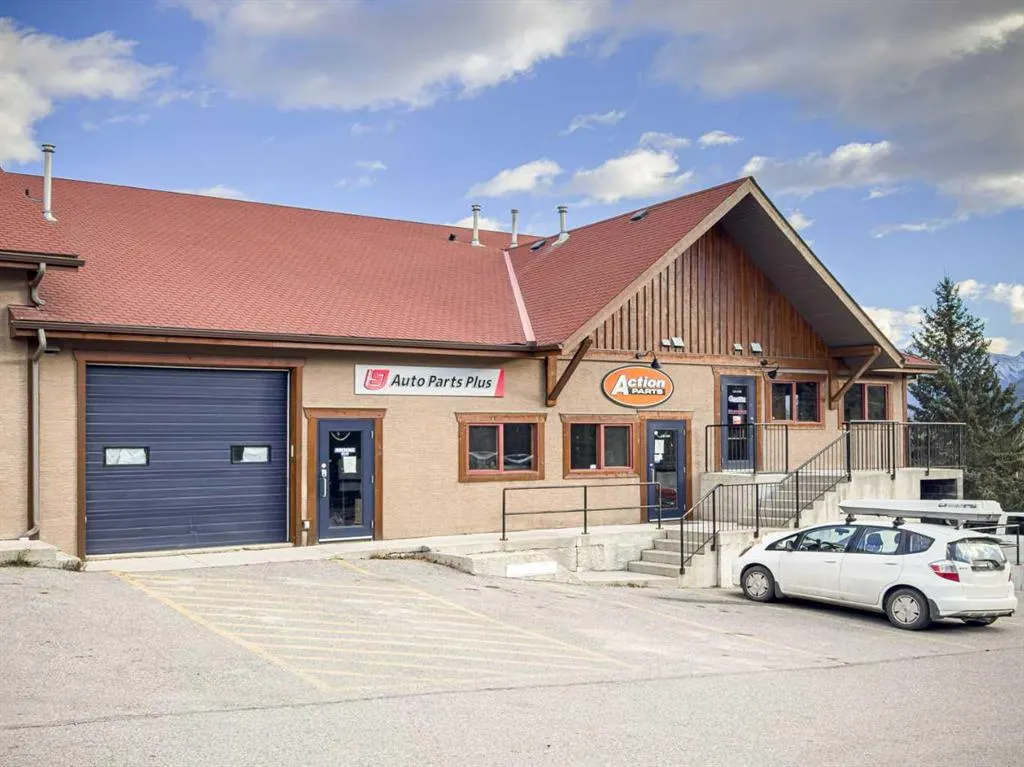 109 Bow Meadow Crescent, #116