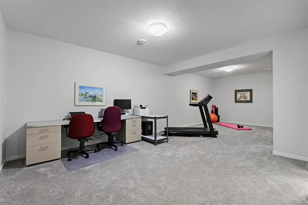 27 Seton Parade SE