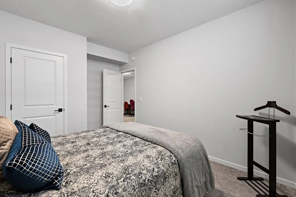 27 Seton Parade SE