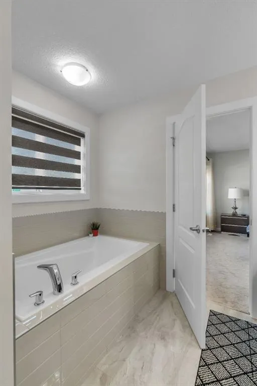 73 Red Sky Terrace NE