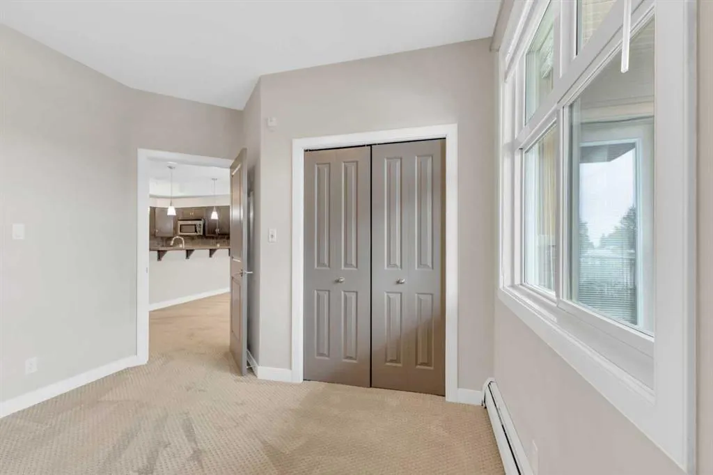 100 Lakeway Boulevard, #121