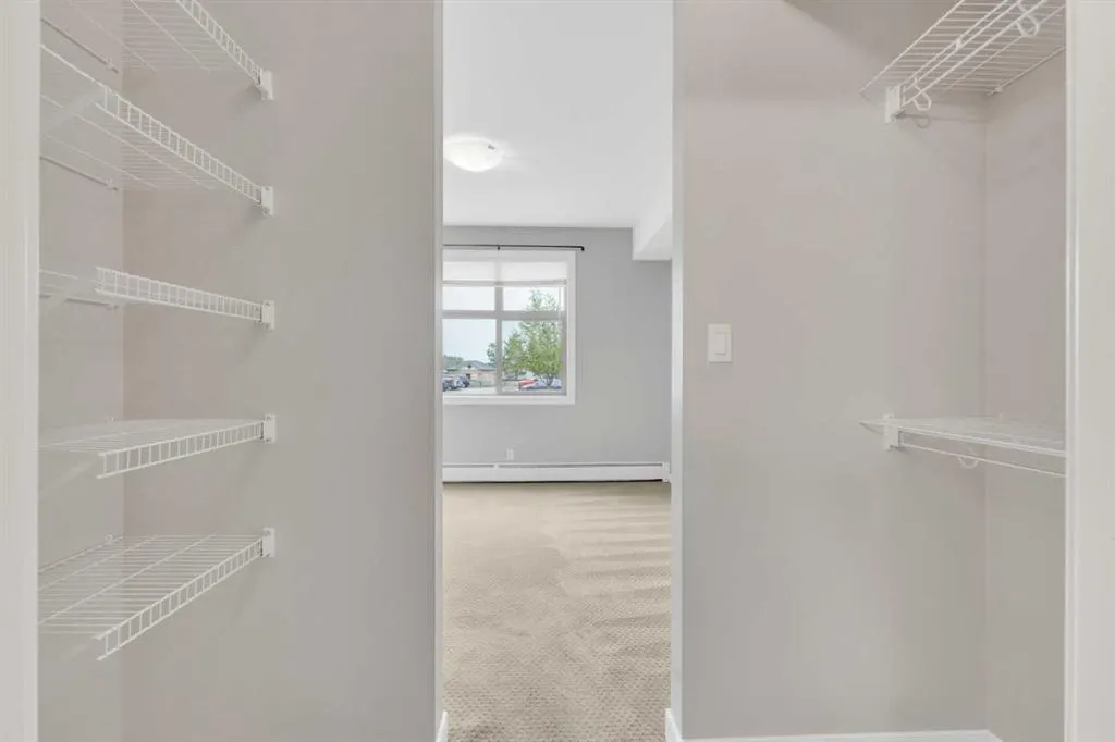100 Lakeway Boulevard, #121