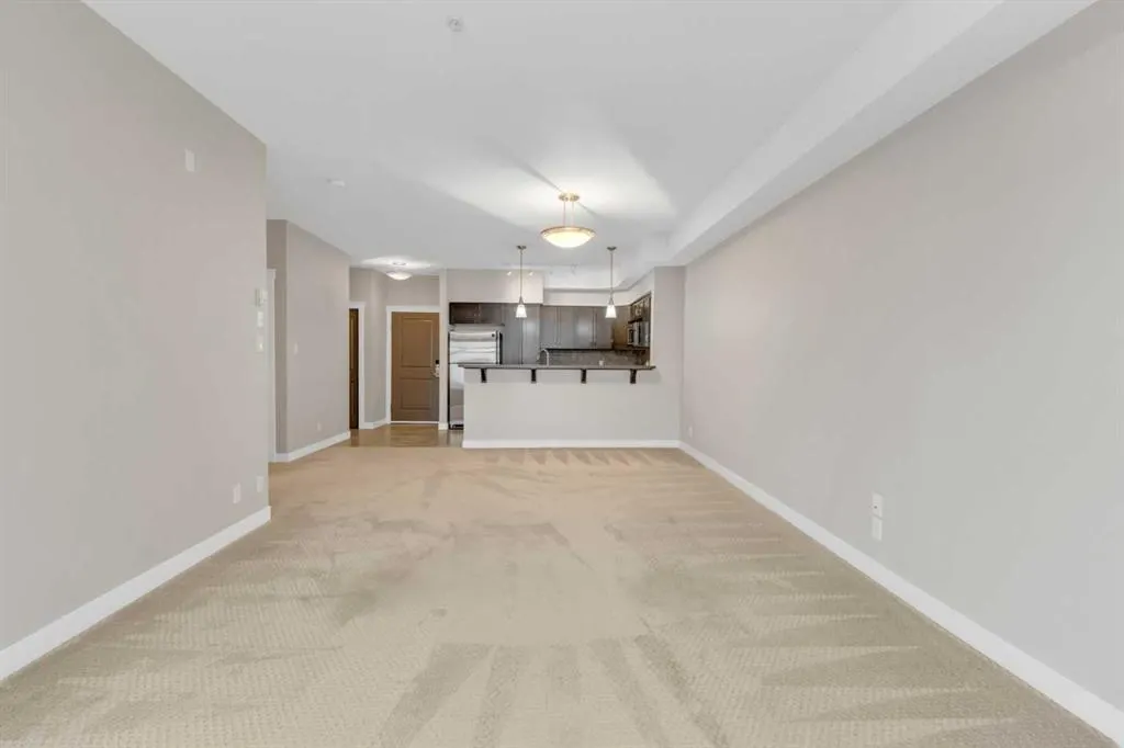 100 Lakeway Boulevard, #121