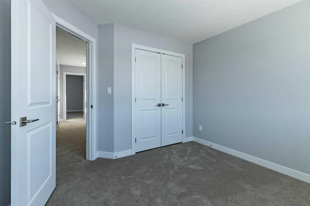 71 Heritage Manor
