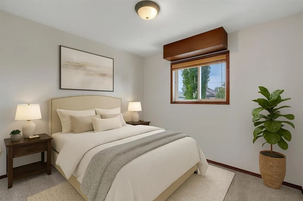 44 Tuscany Way NW