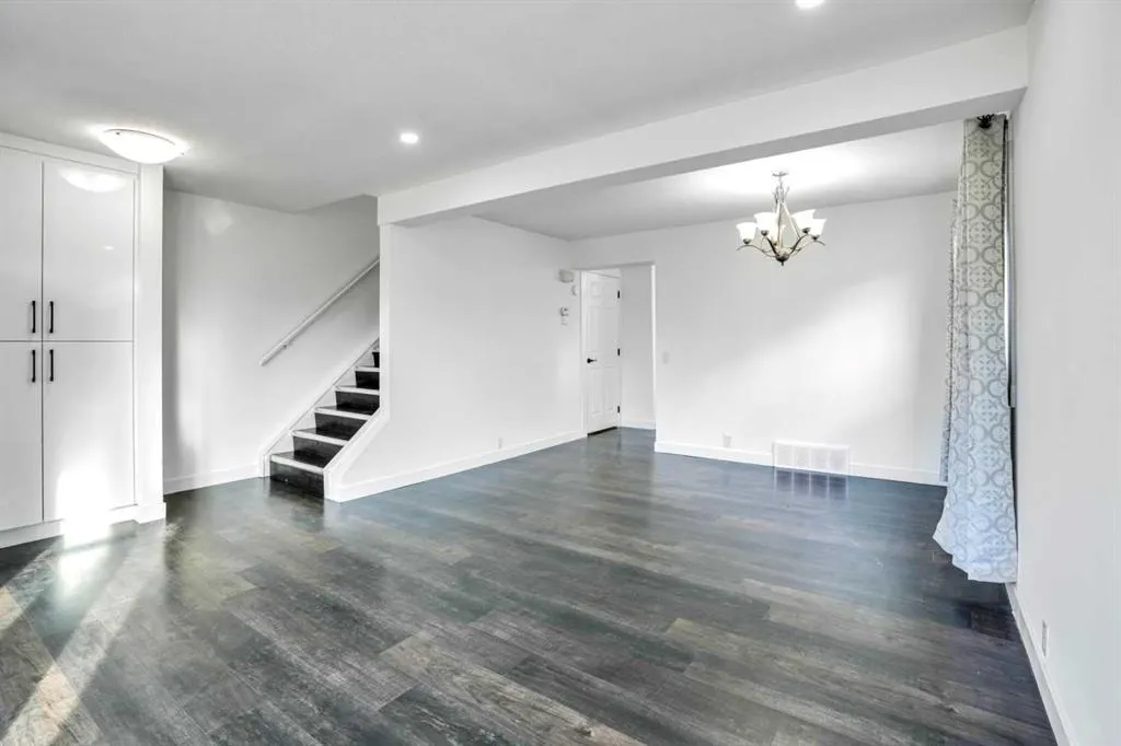 343 falshire Drive NE