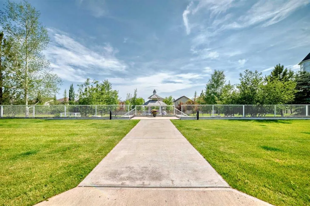 1 Crystal Green Lane, #133