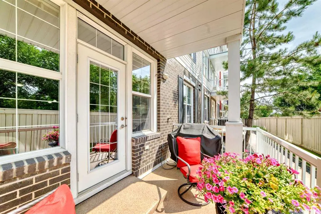 1 Crystal Green Lane, #133