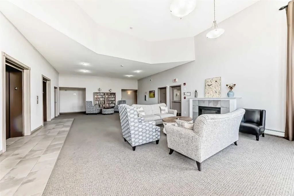 1 Crystal Green Lane, #133