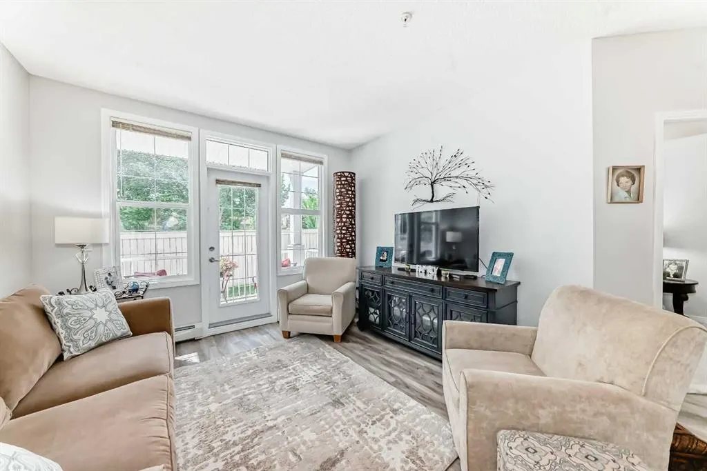 1 Crystal Green Lane, #133