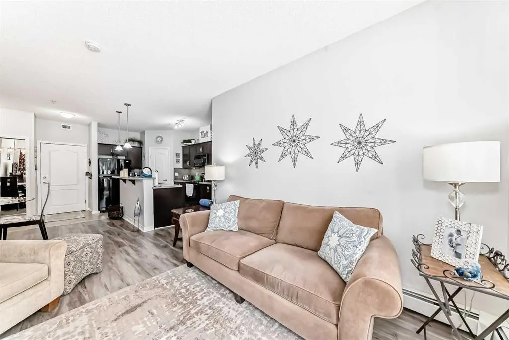 1 Crystal Green Lane, #133