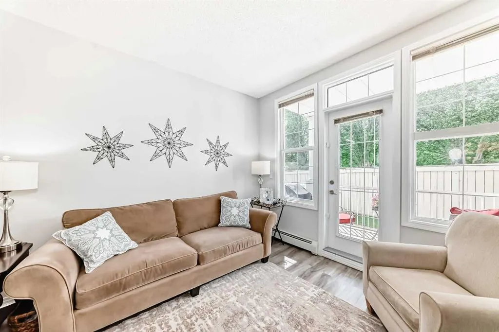 1 Crystal Green Lane, #133